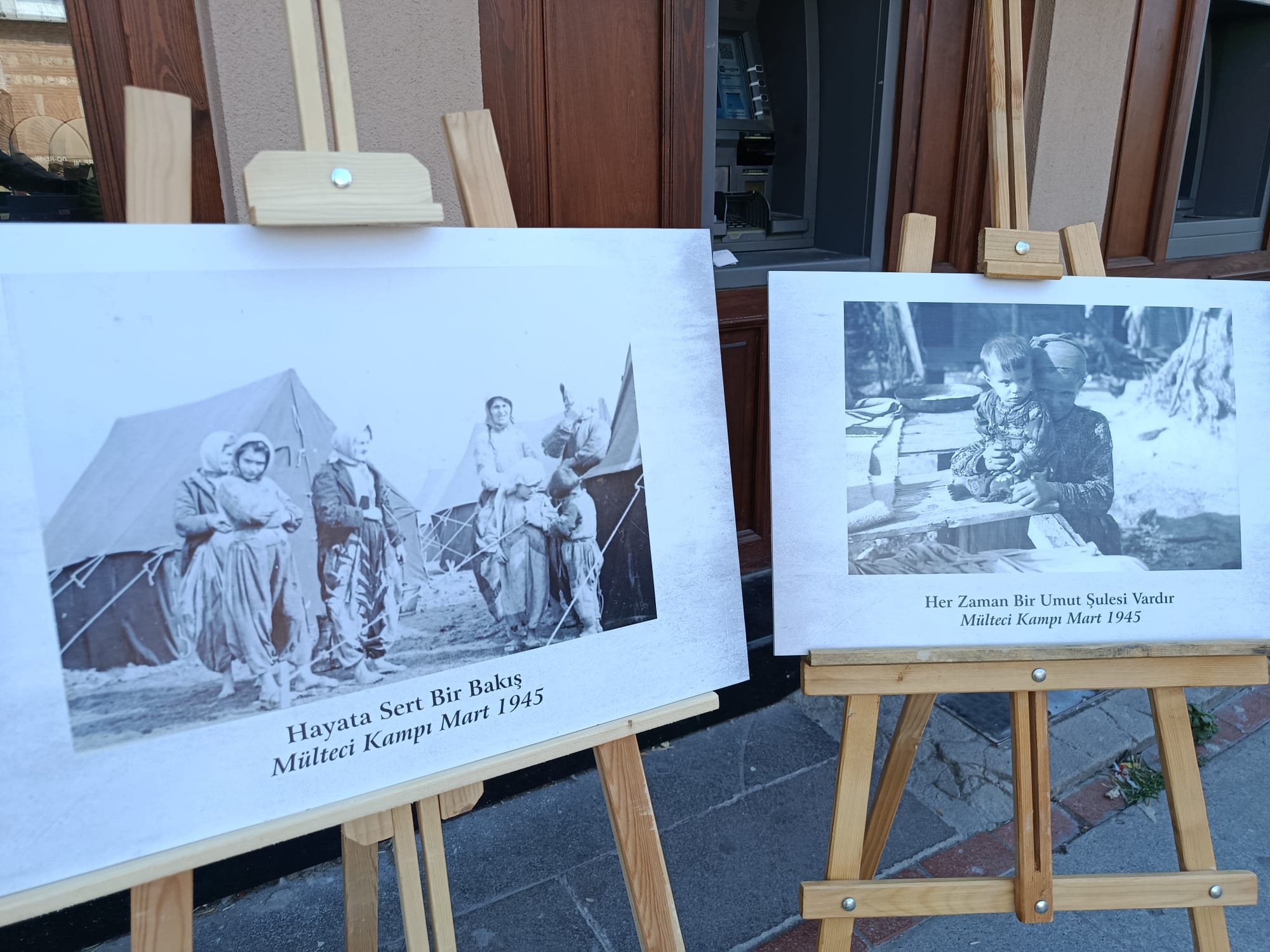 Yunanistan'ın kuzeybatısında 1944-1945 yılları arasında binlerce Müslüman Arnavut'un katledilmesiyle sonuçlanan Çamerya Katliamı’nın 82’nci yıl dönümü kapsamında Edirne’de anlamlı bir sergi açıldı.
